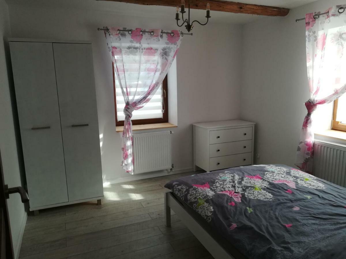 Dom Ignacy Apartamento Radochow Exterior foto